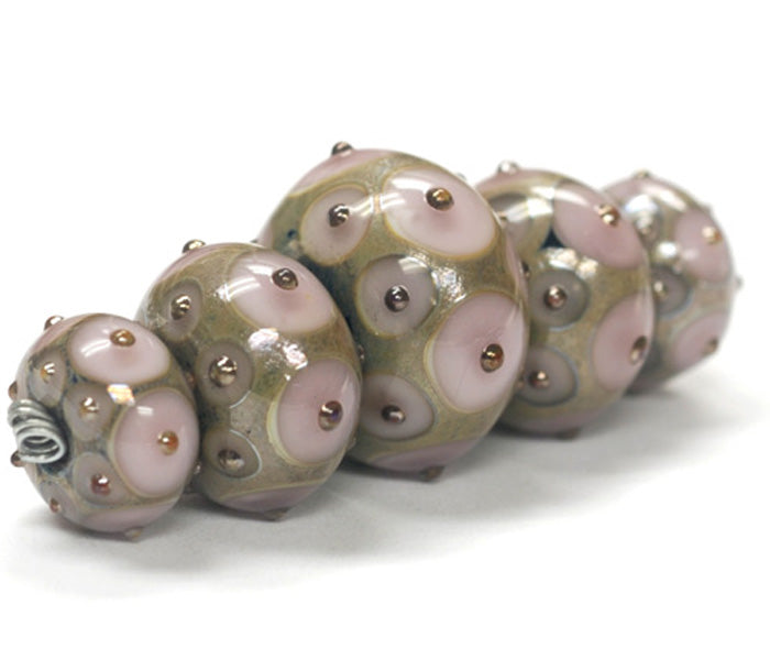 10602811 - Five Lavender Pink w/Metal Dots Grad Rondelle Beads