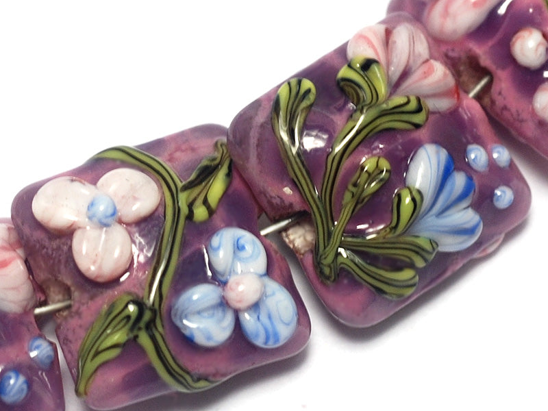 10603004 - Seven Violet Garden Pillow Beads