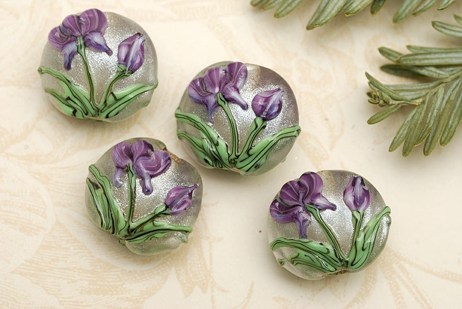 10603912 - Four Regalia Flower Lentil Beads