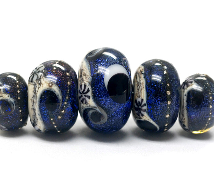 10604111 - Five Graduated Indigo Night Celestial Rondelle Beads