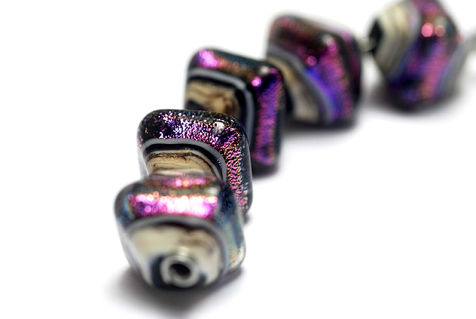 10604207 - Five Amethyst Jewel Ridge Crystal  Shaped Beads