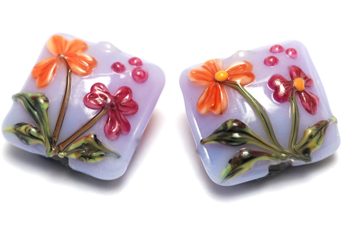 10604414 - Four Morgan's Bouquet Pillow Beads