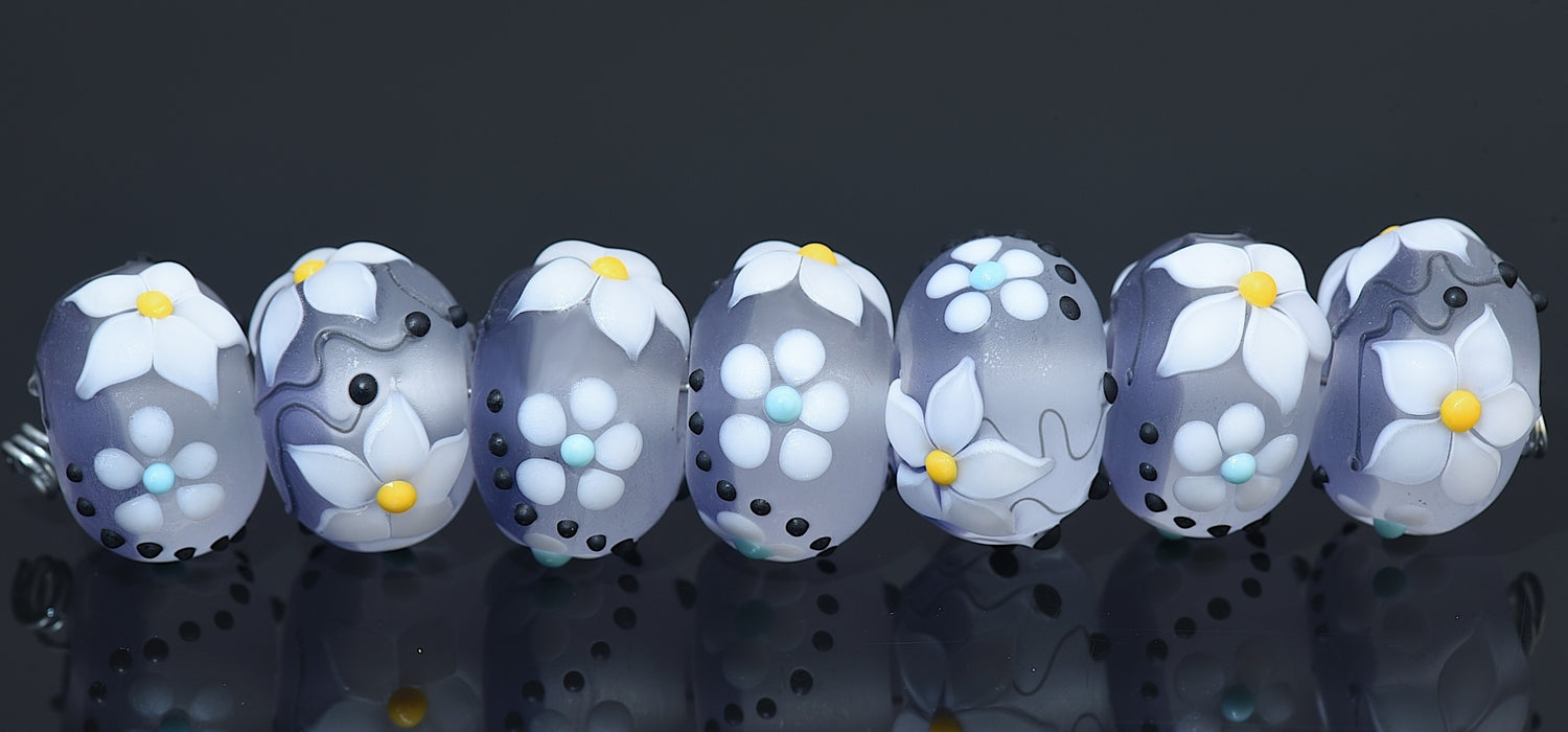 10605901 - Seven Lavender Dew Rondelle Beads