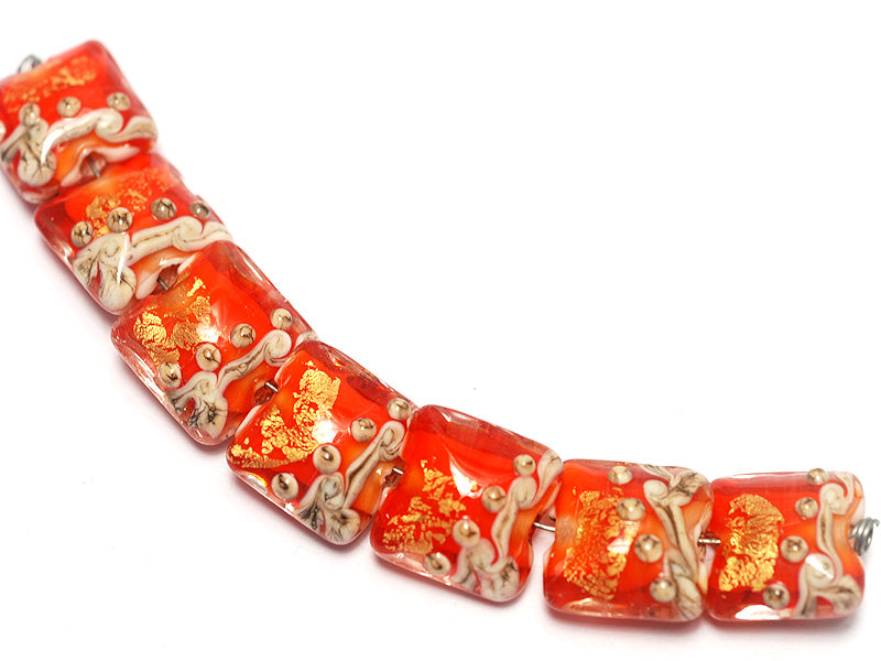 10705304 - Seven Fire Island Treasure Pillow Beads