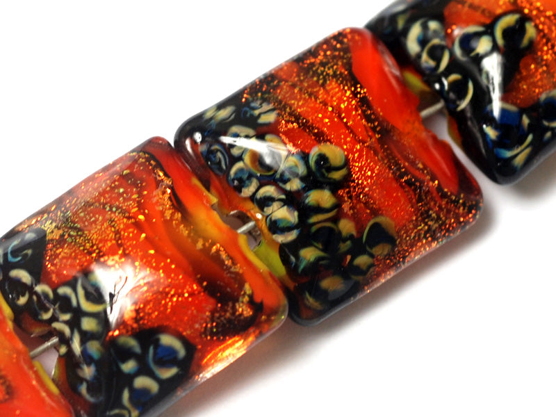 10706814 - Four Bonfire Shimmer Pillow Beads