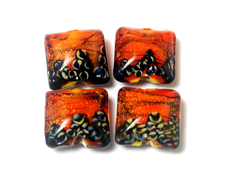 10706814 - Four Bonfire Shimmer Pillow Beads