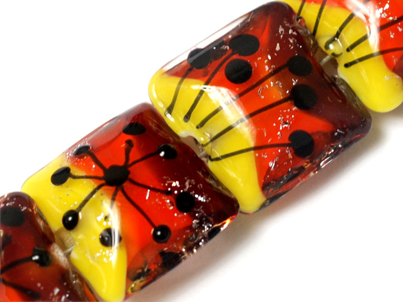 10706914 - Four Sunset Rainbow Pillow Beads
