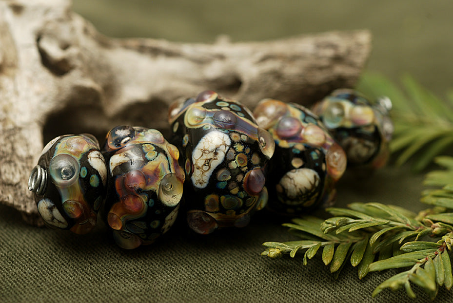 10902311 - Five Graduated Cheyenne Rock Beads