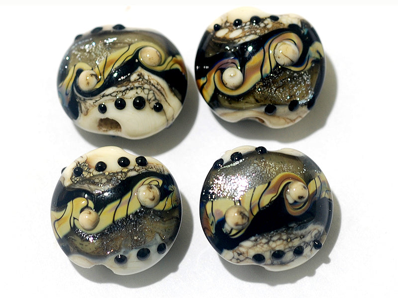 10902912 - Four Dreamers Stardust Lentil Beads