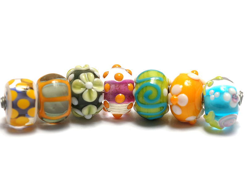 11001001 - Seven Colorful Rondelle Beads
