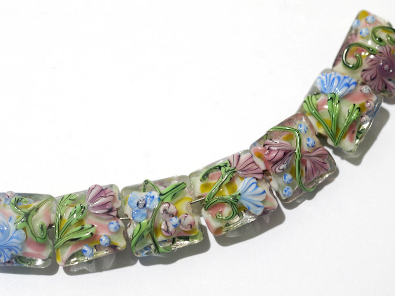 11005404 - Seven Light Pink w/Blue Floral Pillow Beads