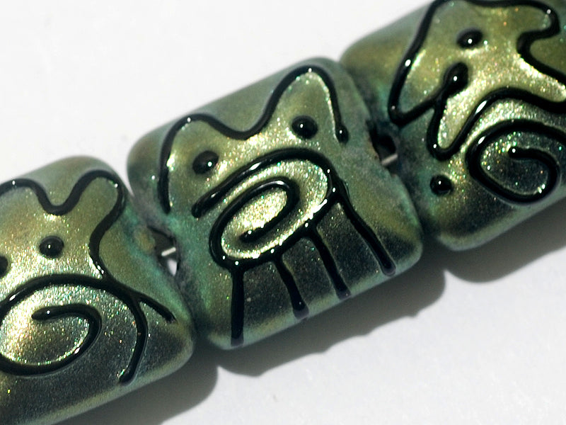 11203804 - Seven Green Pearl Surface w/Black Pillow Beads