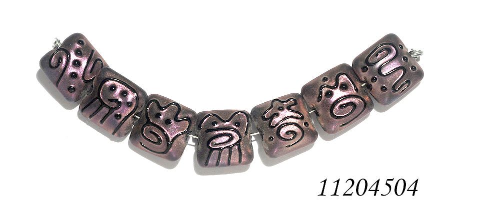 11204504 - Seven Light Purple Pearl Surface Pillow Beads