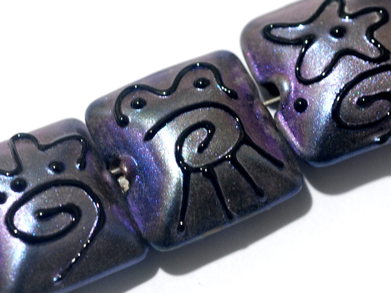 11204704 - Seven Purple Pearl Surface Pillow Beads