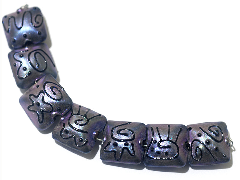 11204704 - Seven Purple Pearl Surface Pillow Beads