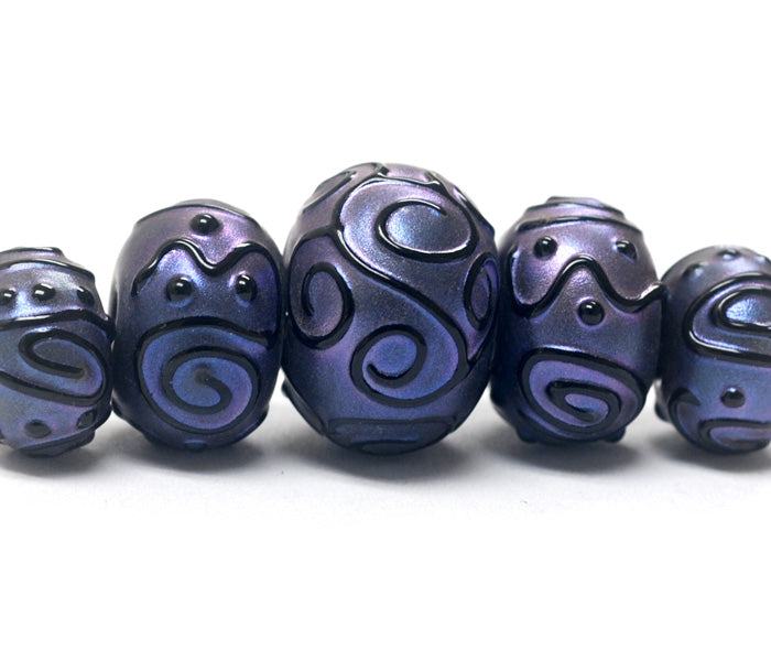 11204711 - Five Graduated Purple Pearl Surface Rondelle Beads