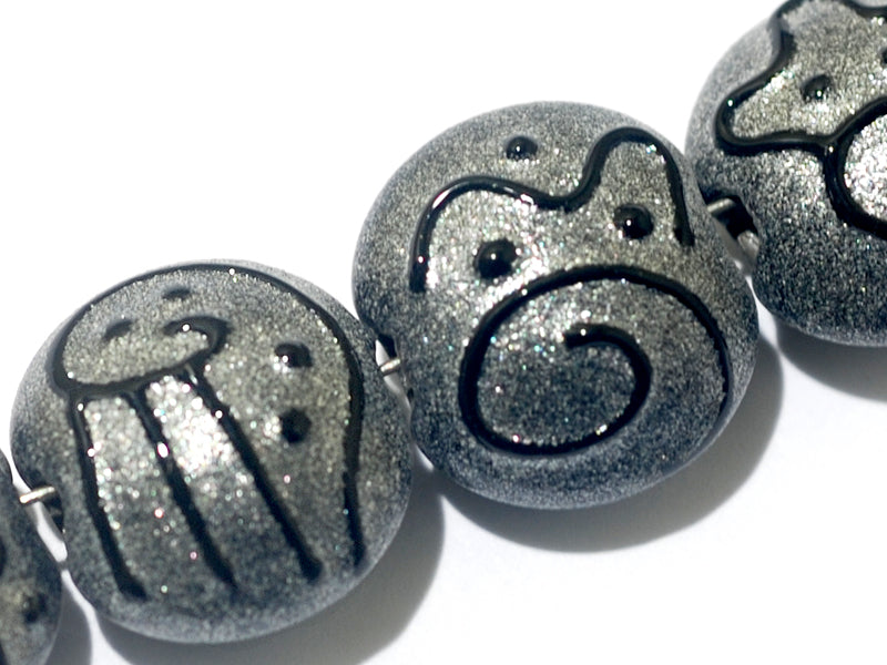 11205002 - Seven Gray Pearl Surface w/Black Lentil Beads