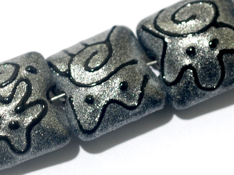 11205004 - Seven Gray Pearl Surface w/Black Pillow Beads