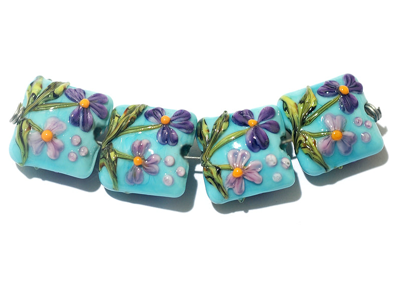11605814 - Four Kiley's Bouquet Pillow Beads