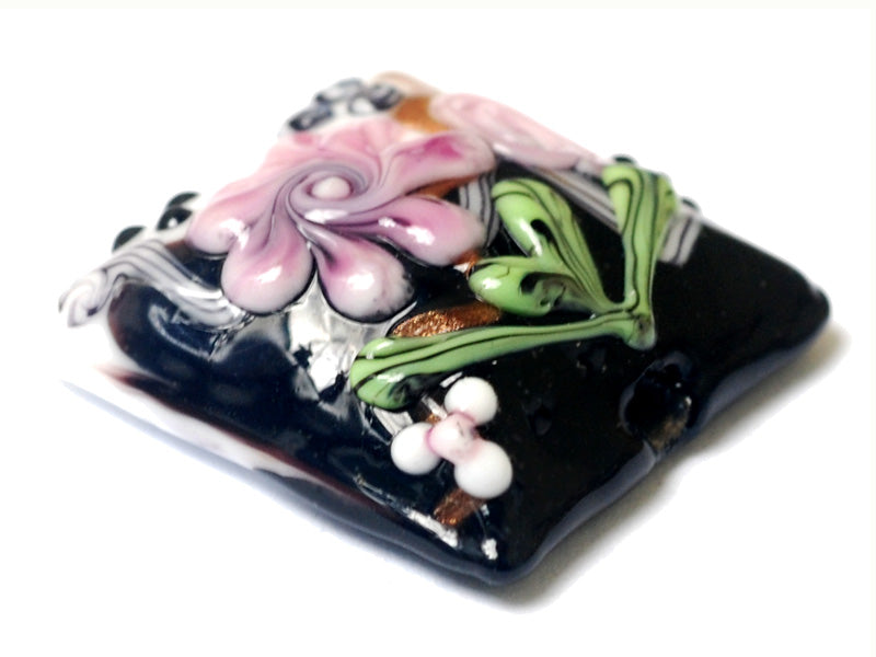11809304 - White & Black w/Pink Flower Pillow Focal Bead