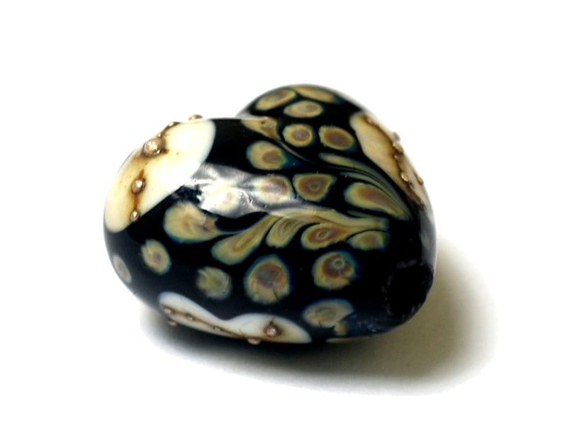 11809505 - Black/Ivory & Beige Heart