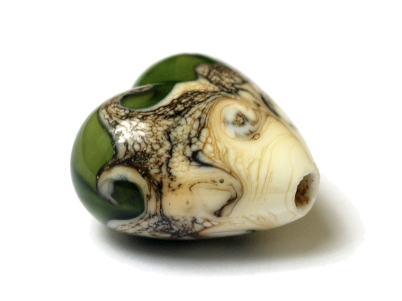 11810205 - Dark Green w/Dark Ivory Heart