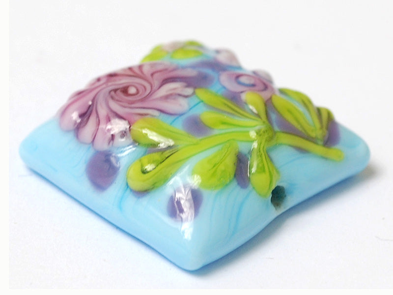 11811404 - Blue w/Pink Flower Pillow Focal Bead