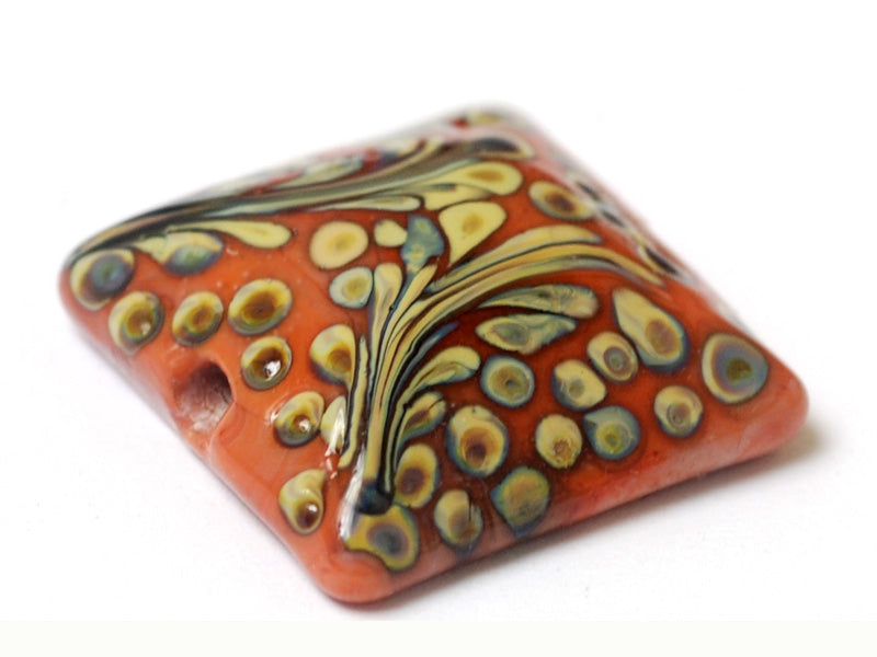 11811704 - Coral w/Beige Pillow Focal Bead