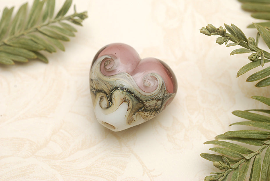 11812405 - Amethyst/White Heart