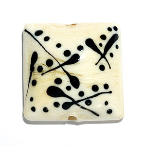 11812704 - Ivory w/Black Pillow Focal Bead