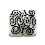 11813104 - Black & White Pillow Focal Bead