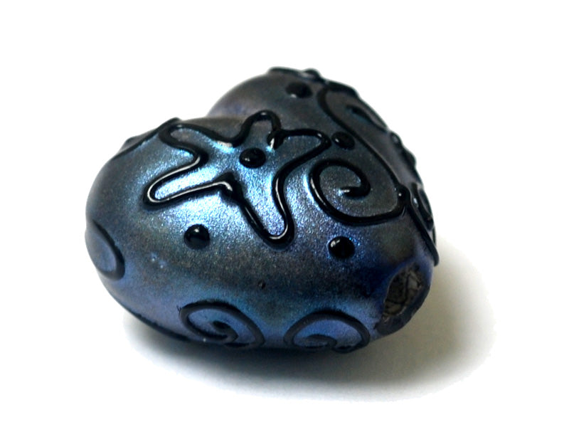 11813505 - Blue Pearl Surface w/Black String Heart