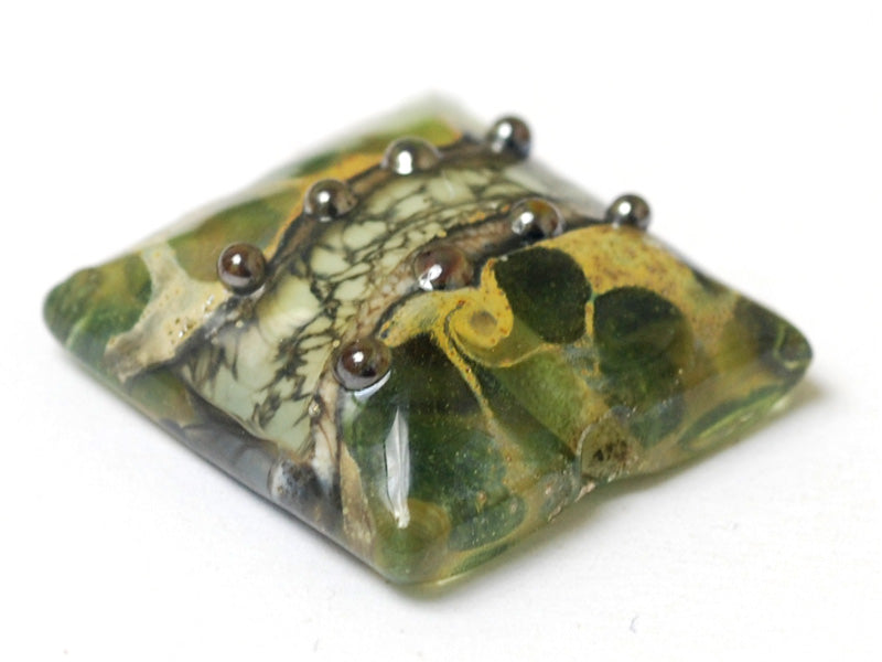 11813904 - Green w/Silver Foil Pillow Focal Bead