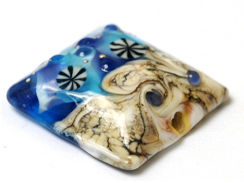 11815904 - Transparent Blue Seashell Pillow Focal Bead