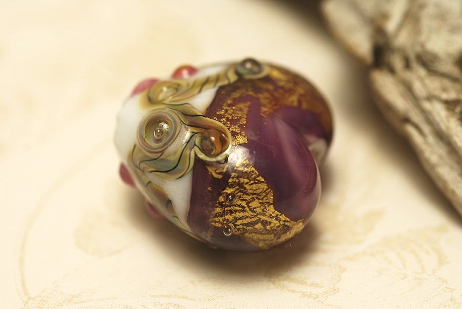 11818425 - Cranberry Treasure Heart (Large)