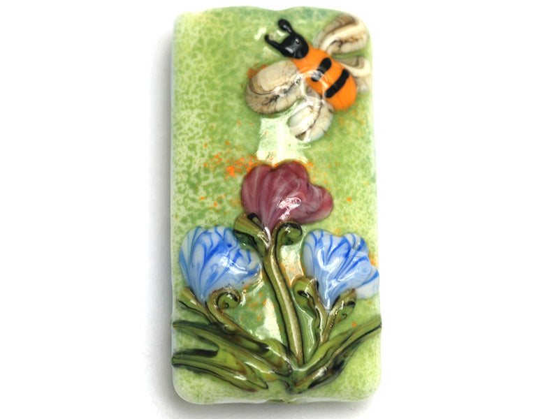 11830103 - Bumble Bee Garden Kalera Focal Bead
