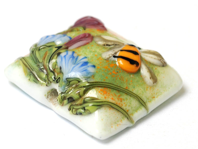 11830104 - Bumble Bee Garden Pillow Focal Bead