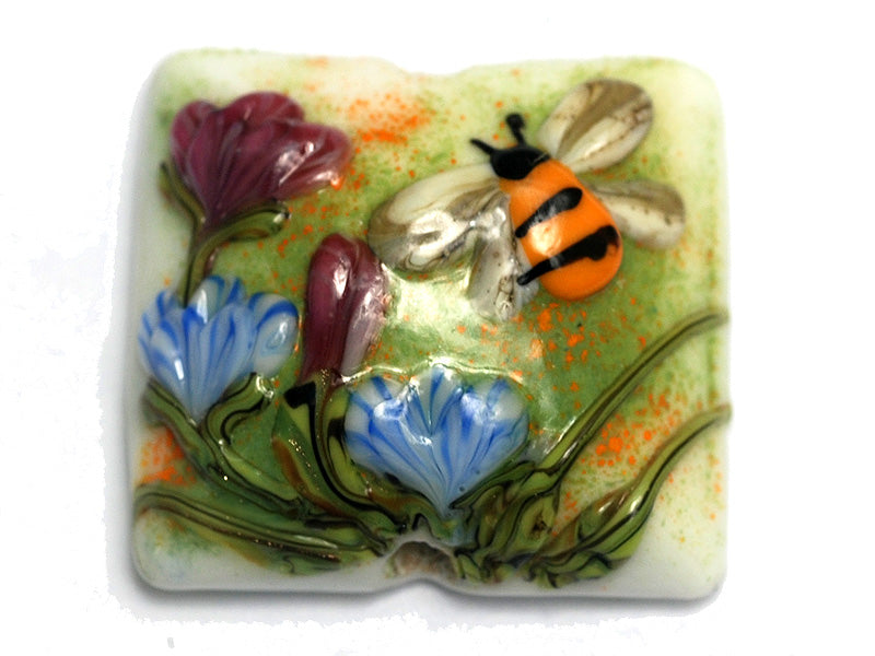 11830104 - Bumble Bee Garden Pillow Focal Bead