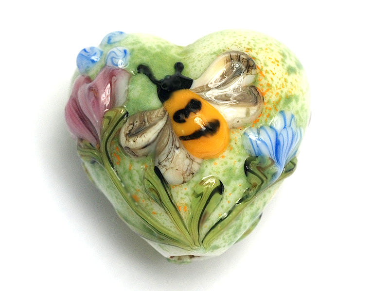 11830105 - Bumble Bee Garden Heart