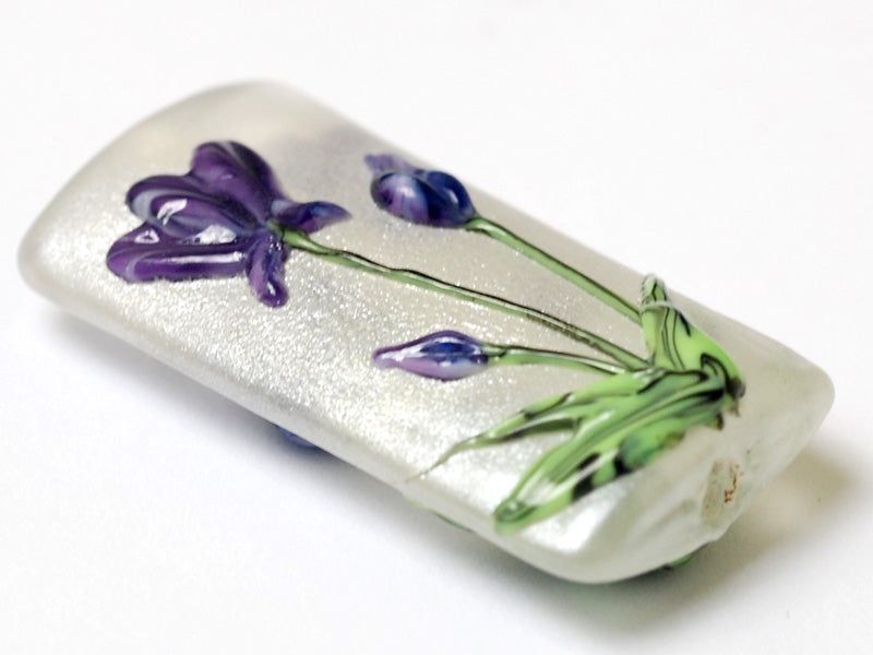 11832303 - Regalia Flower Kalera Focal Bead