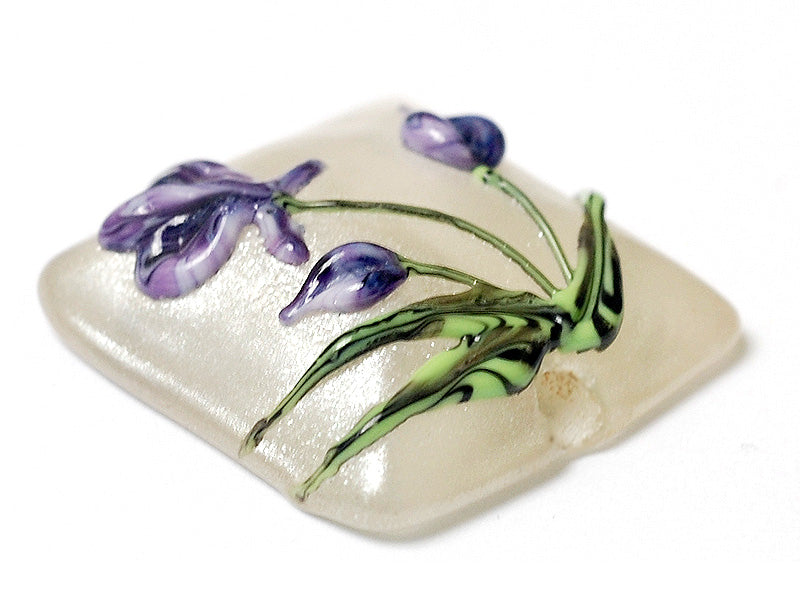 11832304 - Regalia Flower Pillow Focal Bead