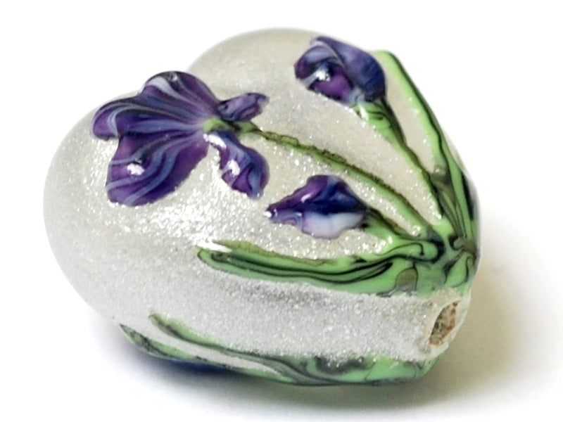 11832325 - Regalia Flower Heart (Large)