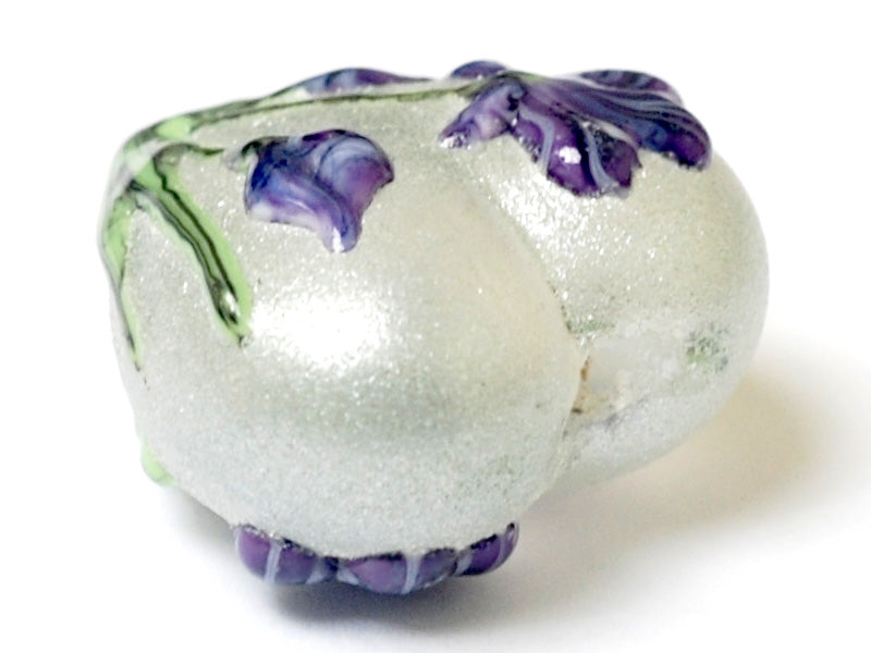 11832325 - Regalia Flower Heart (Large)