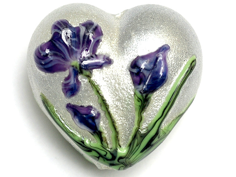 11832325 - Regalia Flower Heart (Large)