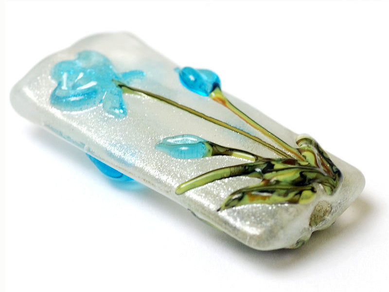 11832403 - Maya Blue Flower Kalera Focal Bead
