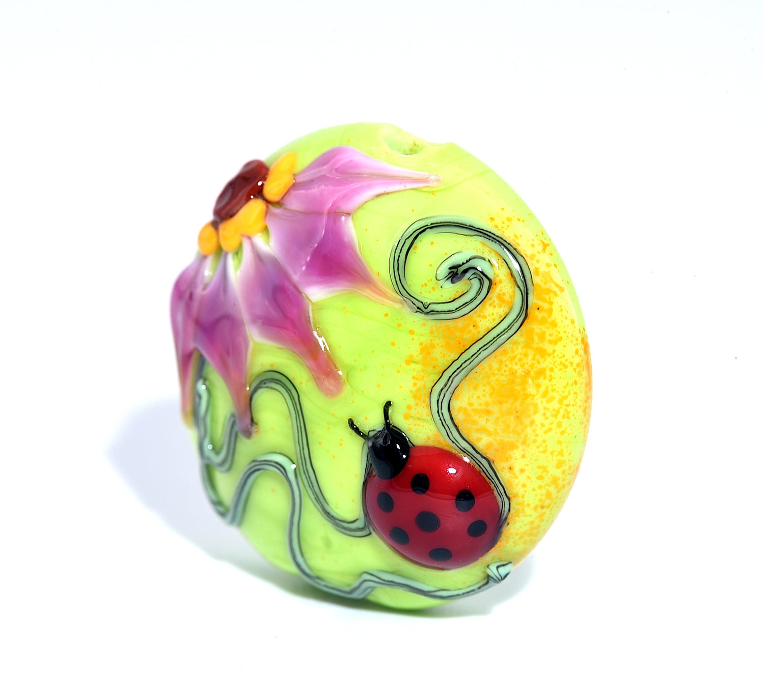 11833102 - Ladybug on Spring Green Lentil Focal Bead