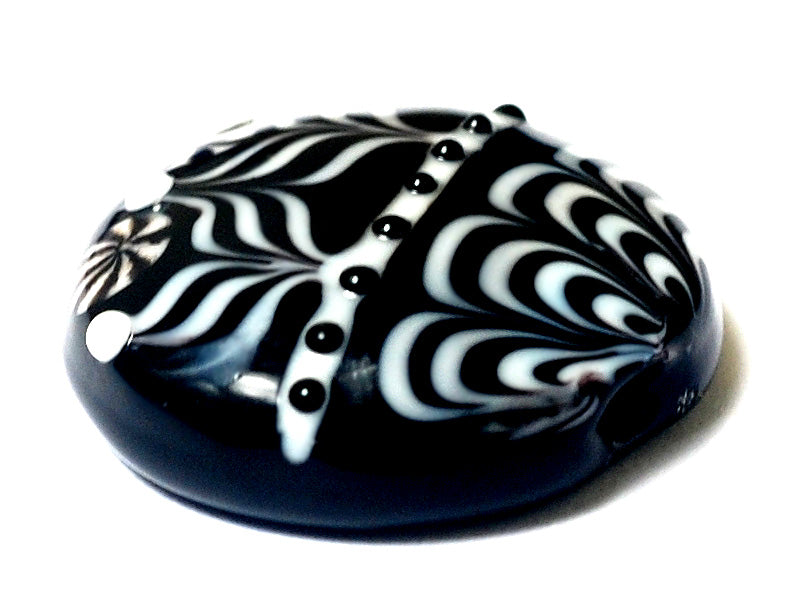 11835802 - Elegant Lady Lentil Focal Bead