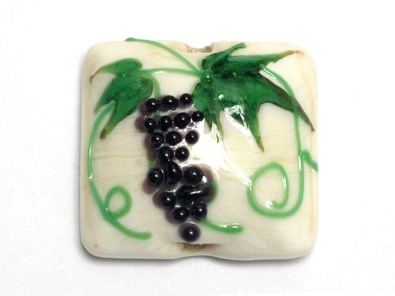 11837004 - Grapevine Pillow Focal Bead