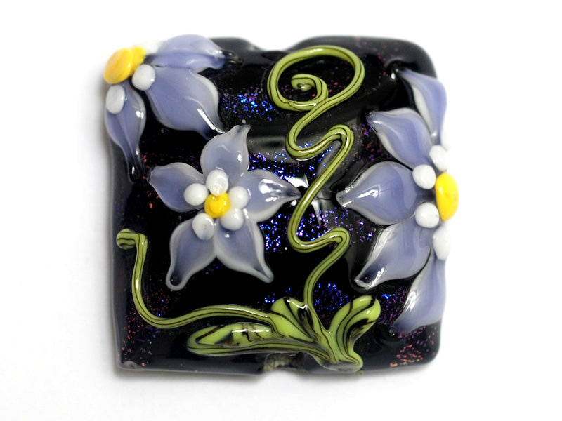 11838104 - Lilac's Elegance Pillow Focal Bead