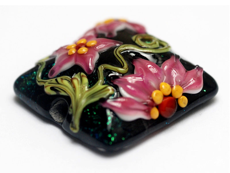 11838304 - Kelly's Elegance Pillow Focal Bead